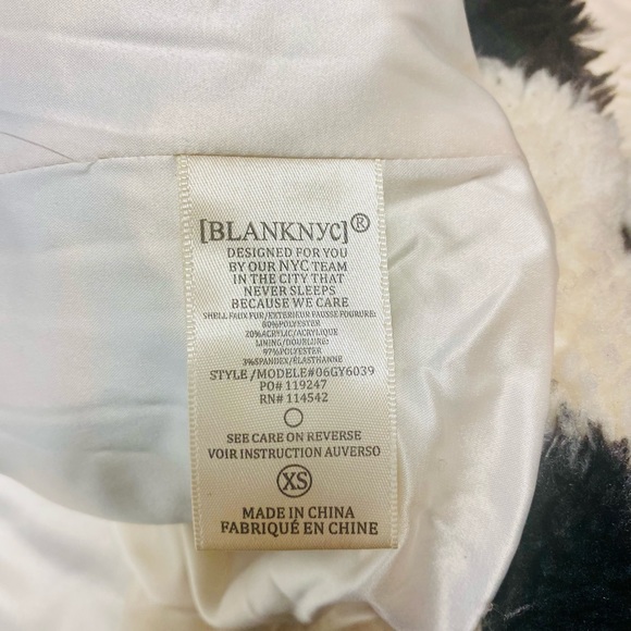 Blank NYC Love Birds Black and Cream Houndsthooth Faux Fur Coat XS - Picture 8 of 9